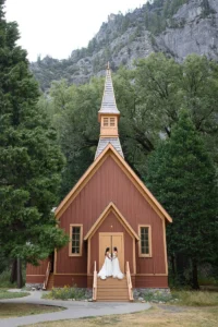 Taft Point at Sunset: An Intimate and Stunning Yosemite National Park Elopement
