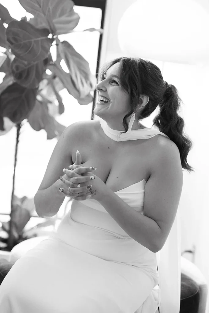 This Hatley Castle Wedding Blends Midcentury Modern and Tropical Vibes Inspired by the Couple’s Favorite Bar