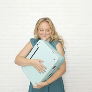 Jen Causey Kidder Sells Something Turquoise to IJWT Media as Founder Transitions to Homeschooling Focus