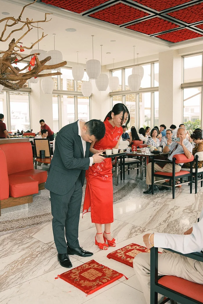 This Chinese Wedding in Mexico Brought Pastel Bridgerton Vibes to the Shores of Cancún