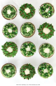 Christmas Wreath Cupcakes A Professional Tutorial on Festive Holiday Buttercream Designs
