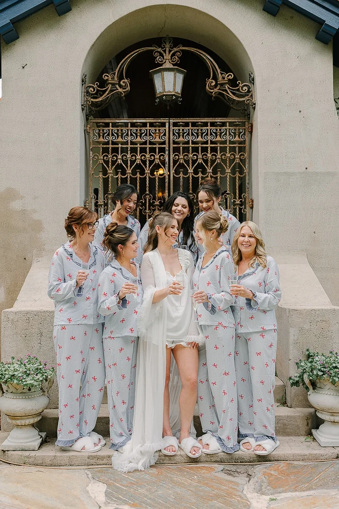 Wisteria and Moss Frame This Romantic Springtime Florida Garden Wedding